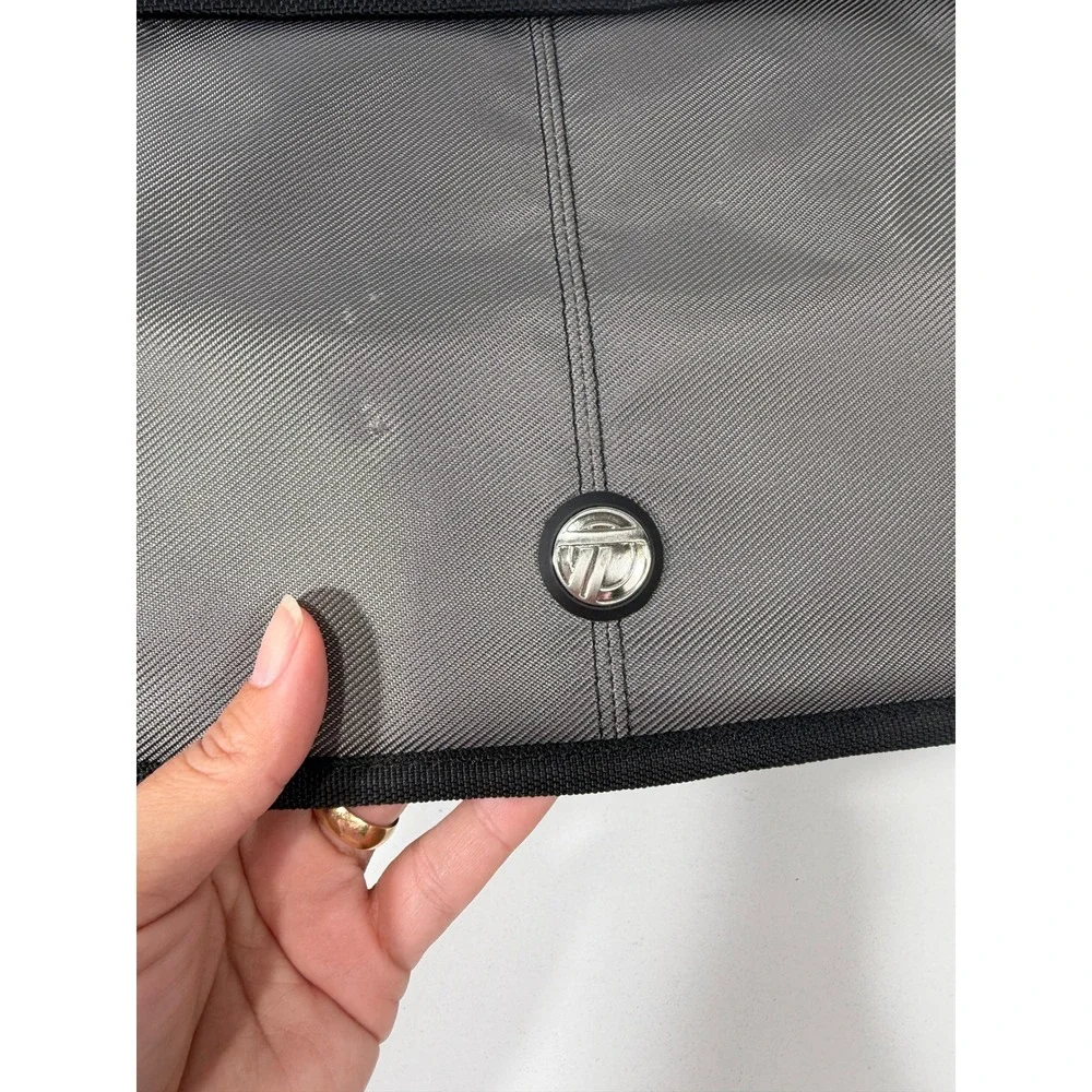 Targus Black Gray Laptop Briefcase Expandable Messenger Bag Business Travel Case